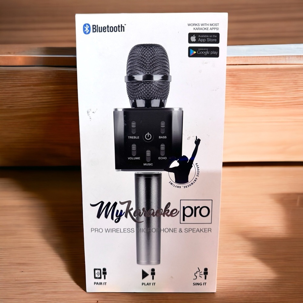NIB MyKaraoke Pro Bluetooth Karaoke Microphone